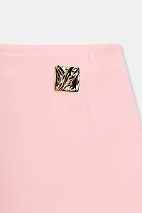 ASYMMETRIC SKORT WITH APPLIQUÉ