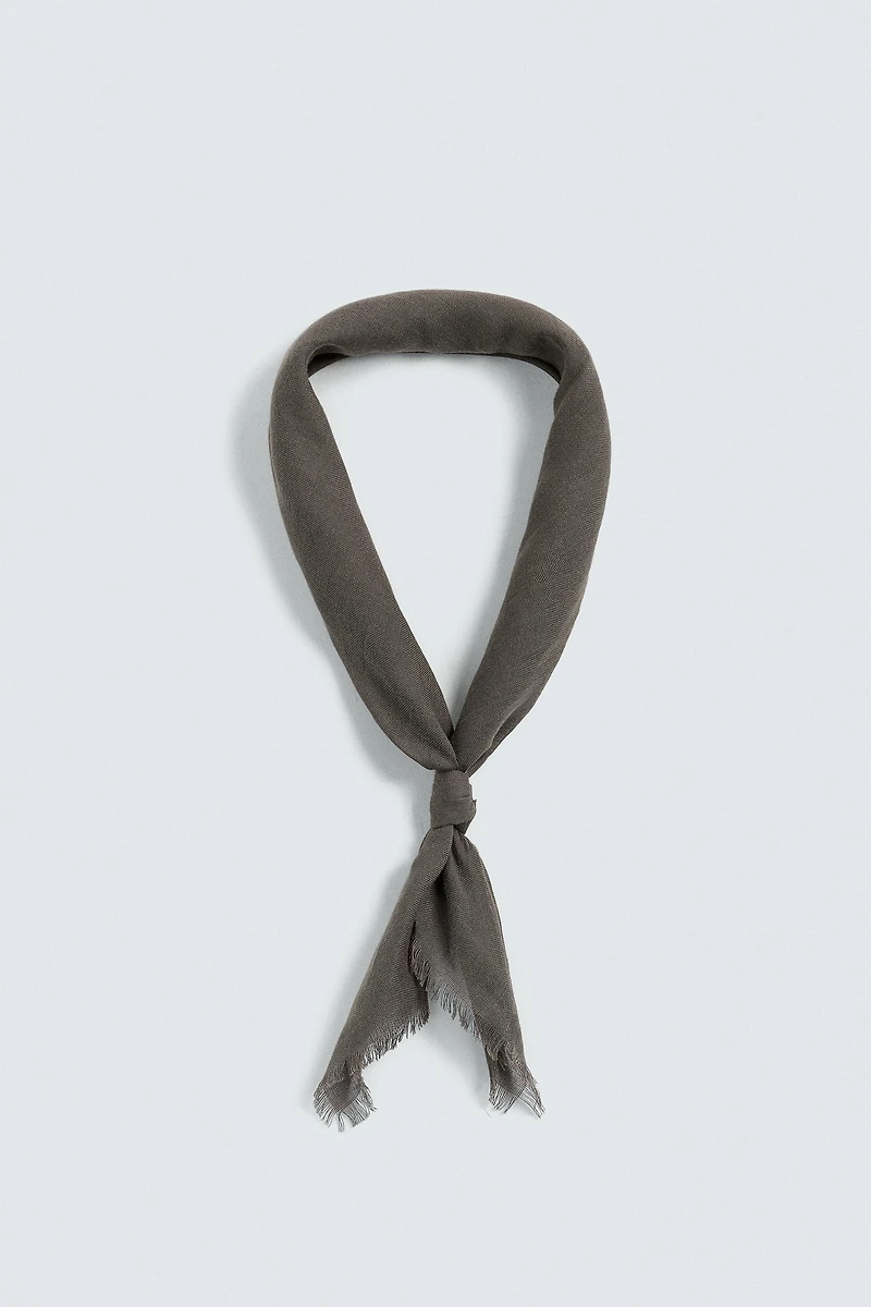 LIGHTWEIGHT COTTON SCARF