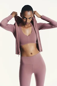 SEAMLESS POLYAMIDE TOP