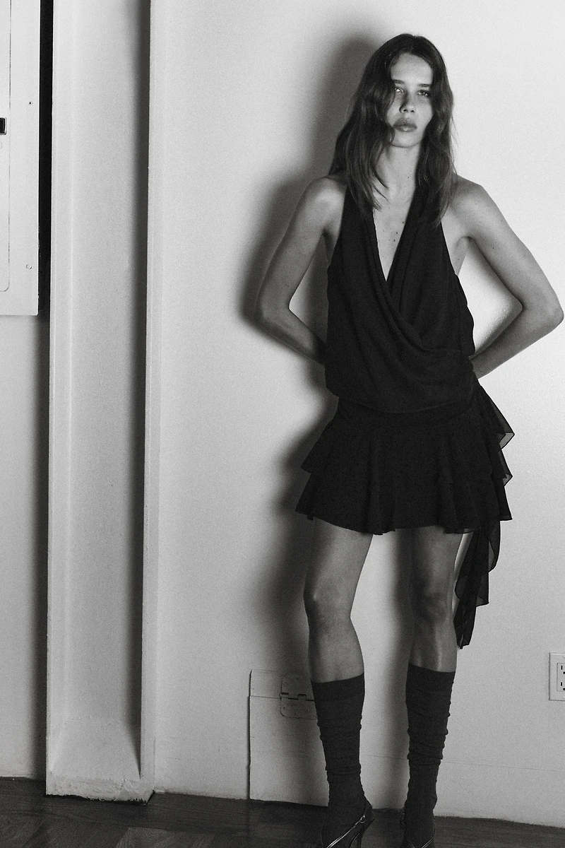 DRAPED HALTER TOP