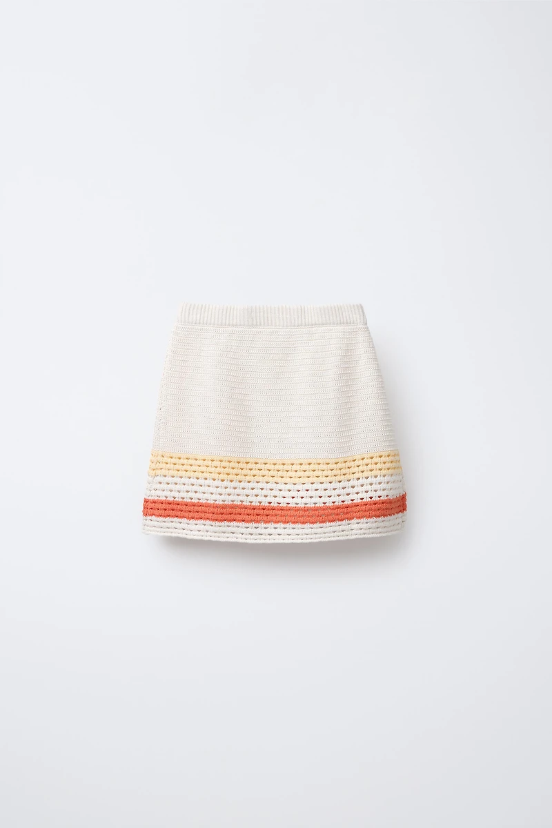 STRIPED KNIT SKIRT