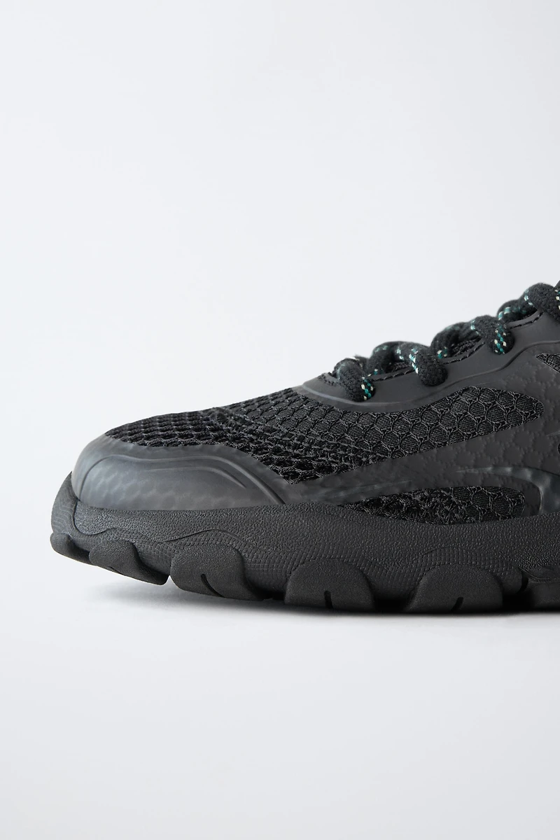 BAREFOOT MESH SNEAKERS