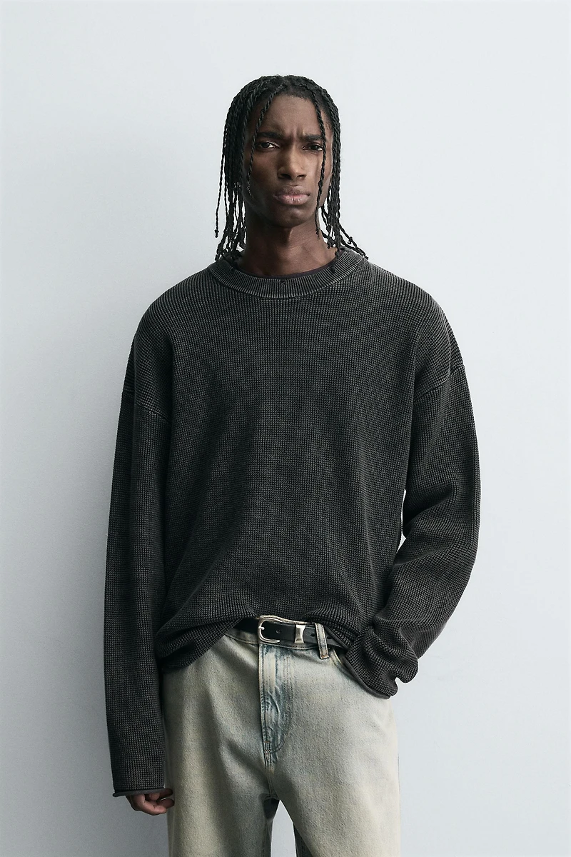 WAFFLE TEXTURED SWEATER