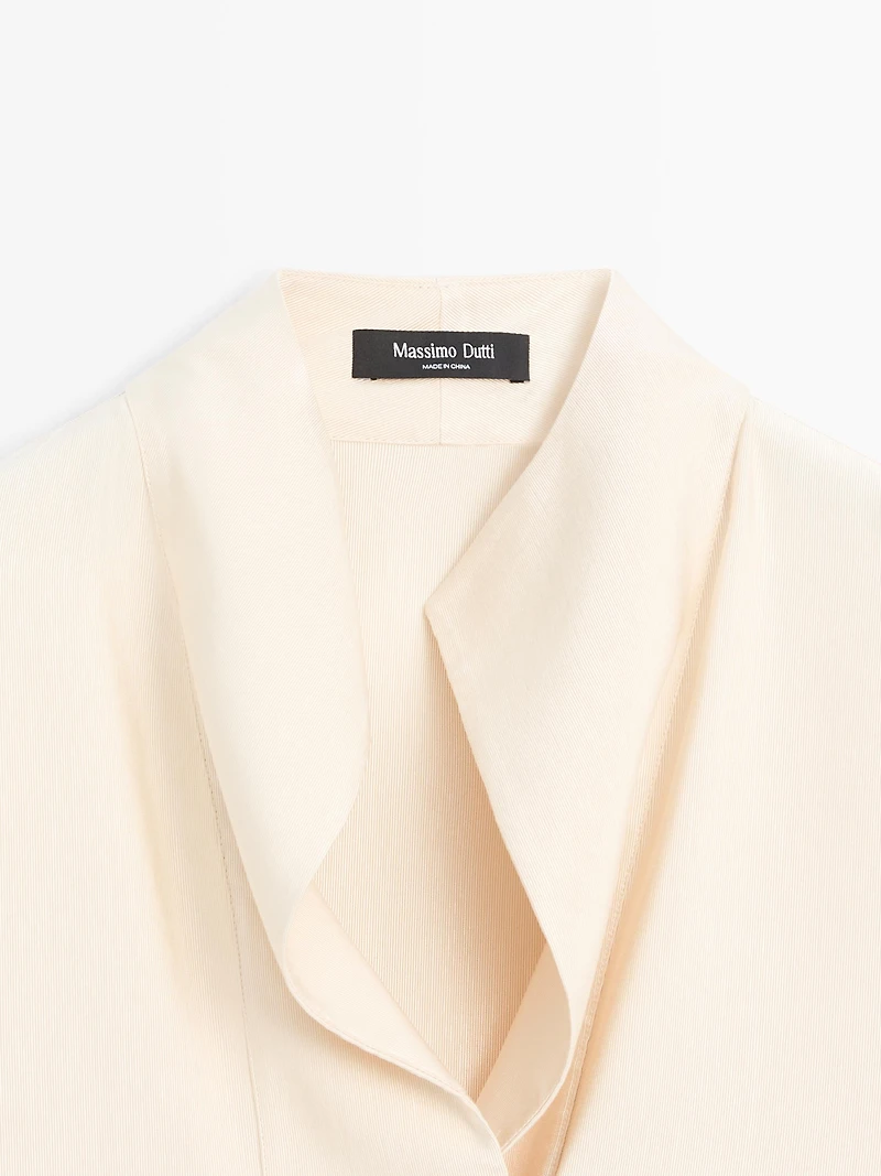 Flowing blouse with bib detail