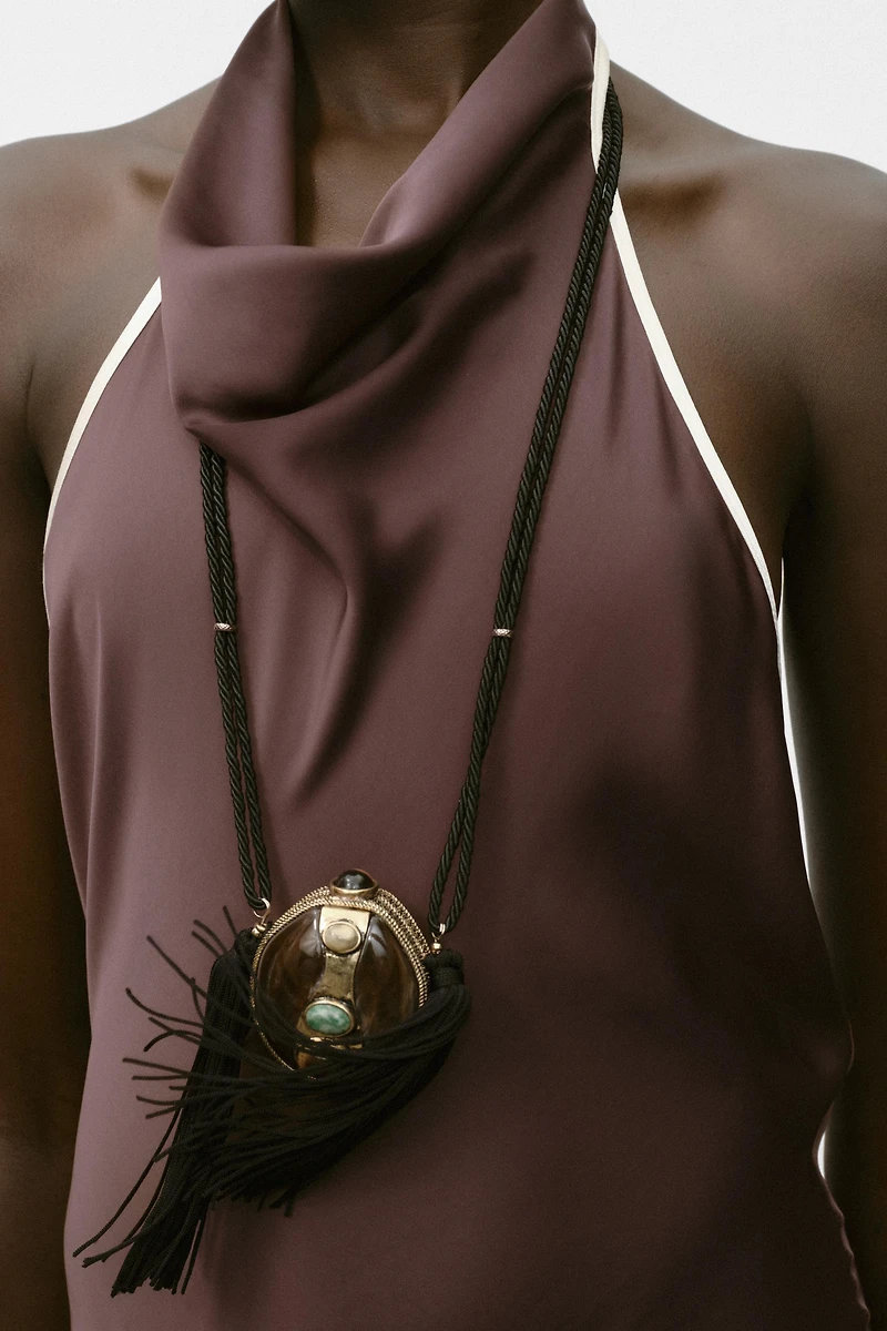 ROBE MIDI SATINÉE LISERÉS CONTRASTANTS
