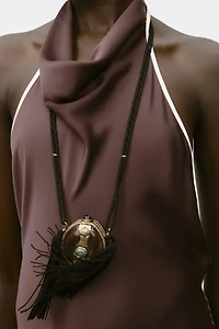 ROBE MIDI SATINÉE LISERÉS CONTRASTANTS
