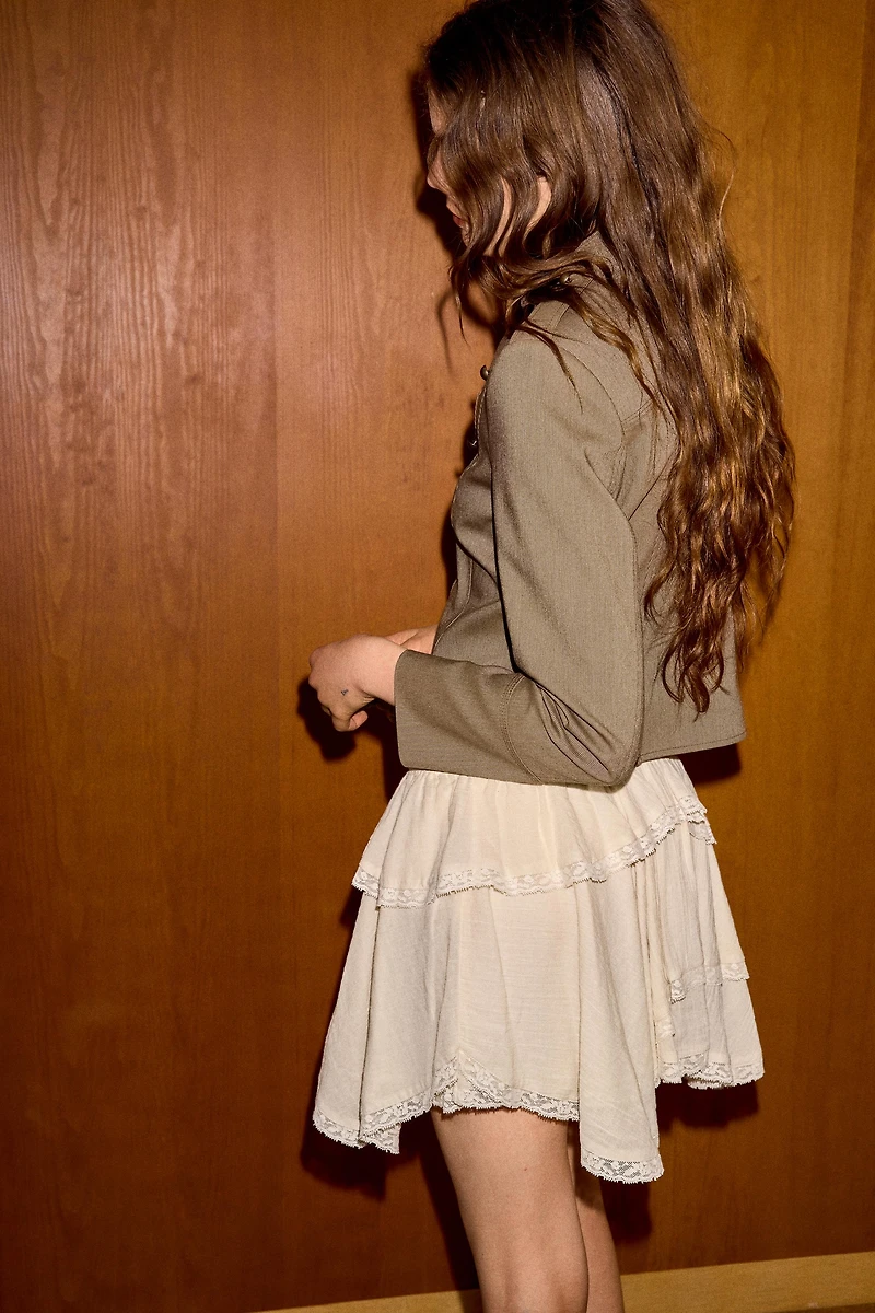 LACE RUFFLED MINI SKIRT