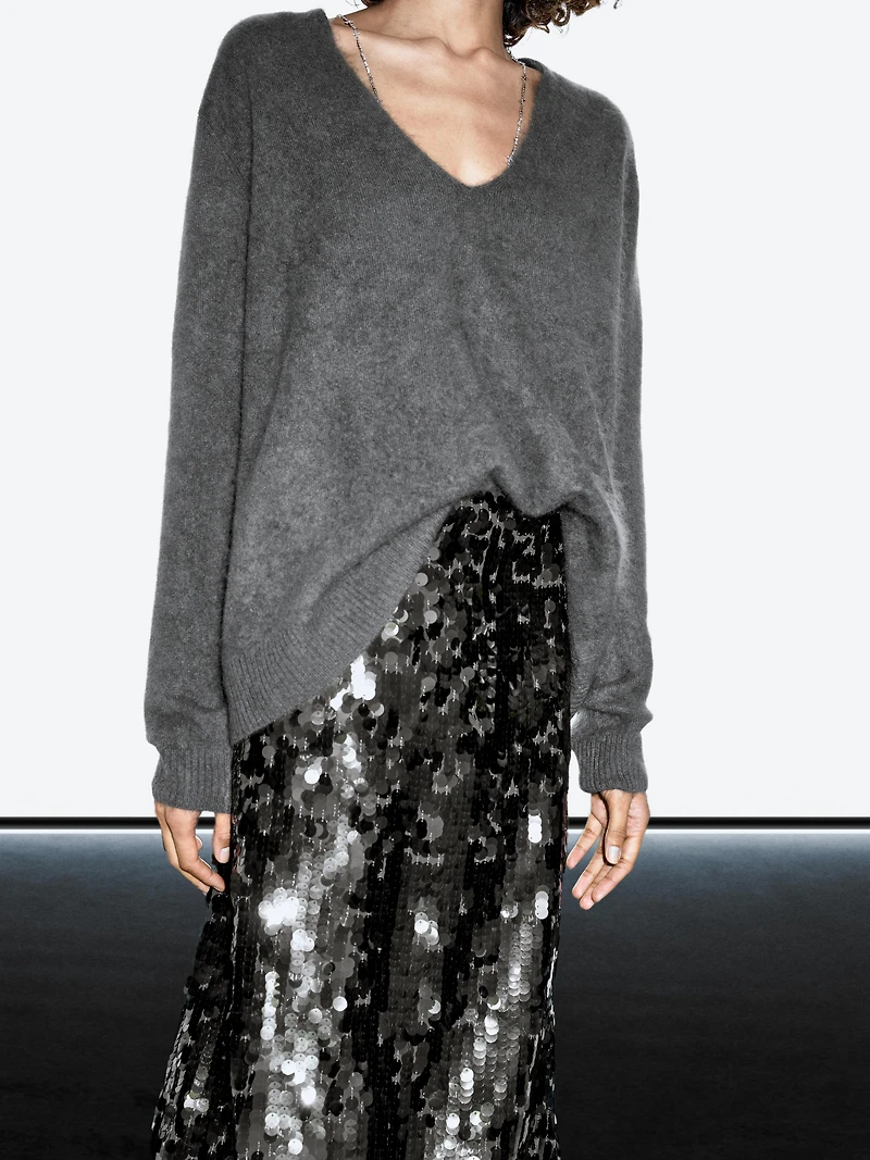 Midi skirt with sequins