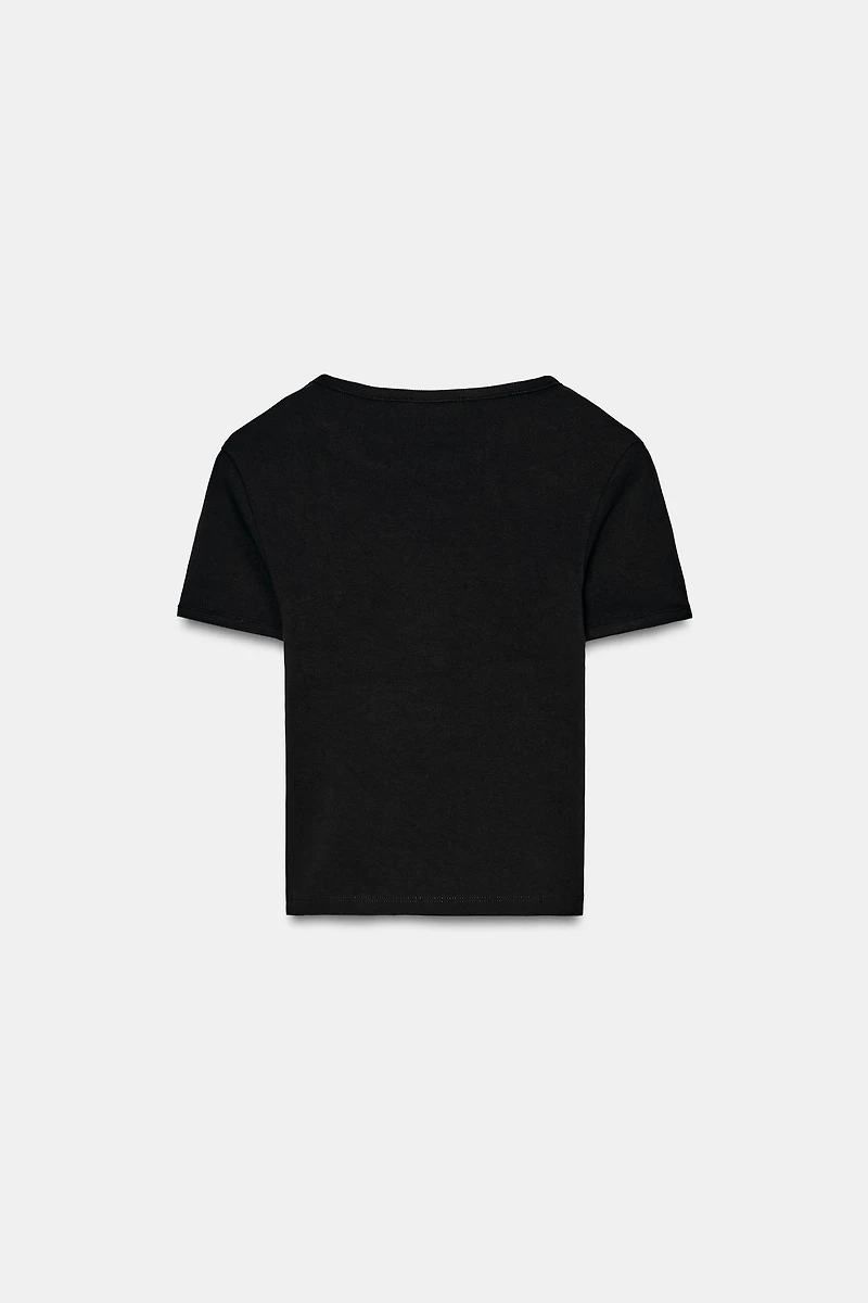 CONTRAST TRIM T-SHIRT