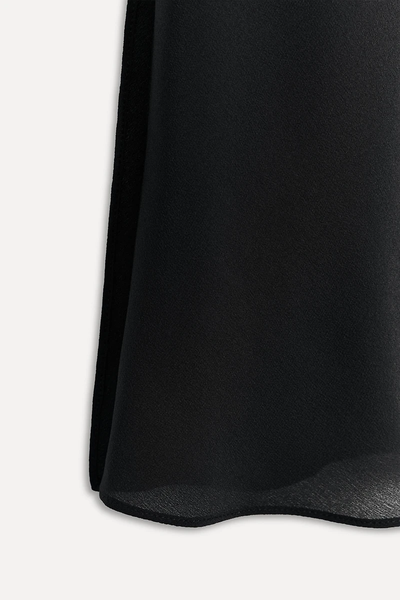 100% SILK TOP WITH OPENING 50TH ANNIVERSARY