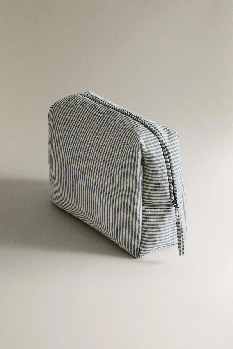 KIDS STRIPED MAKEUP BAG