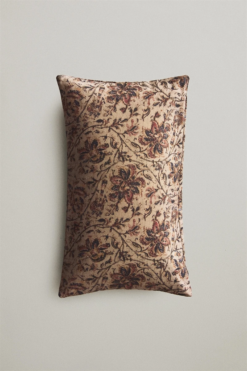 FLORAL CUSHION COVER