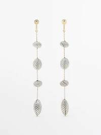 Textured piece dangle earrings