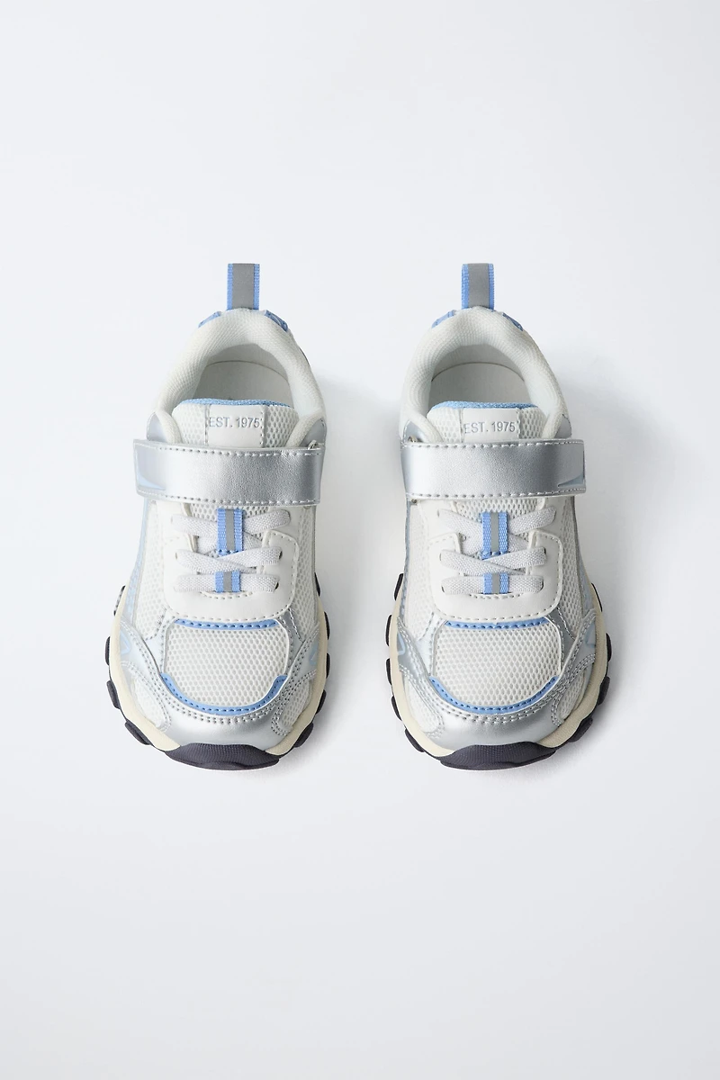 BAREFOOT SNEAKERS