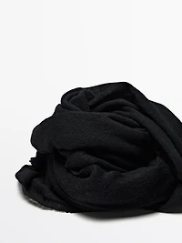 100% cashmere scarf
