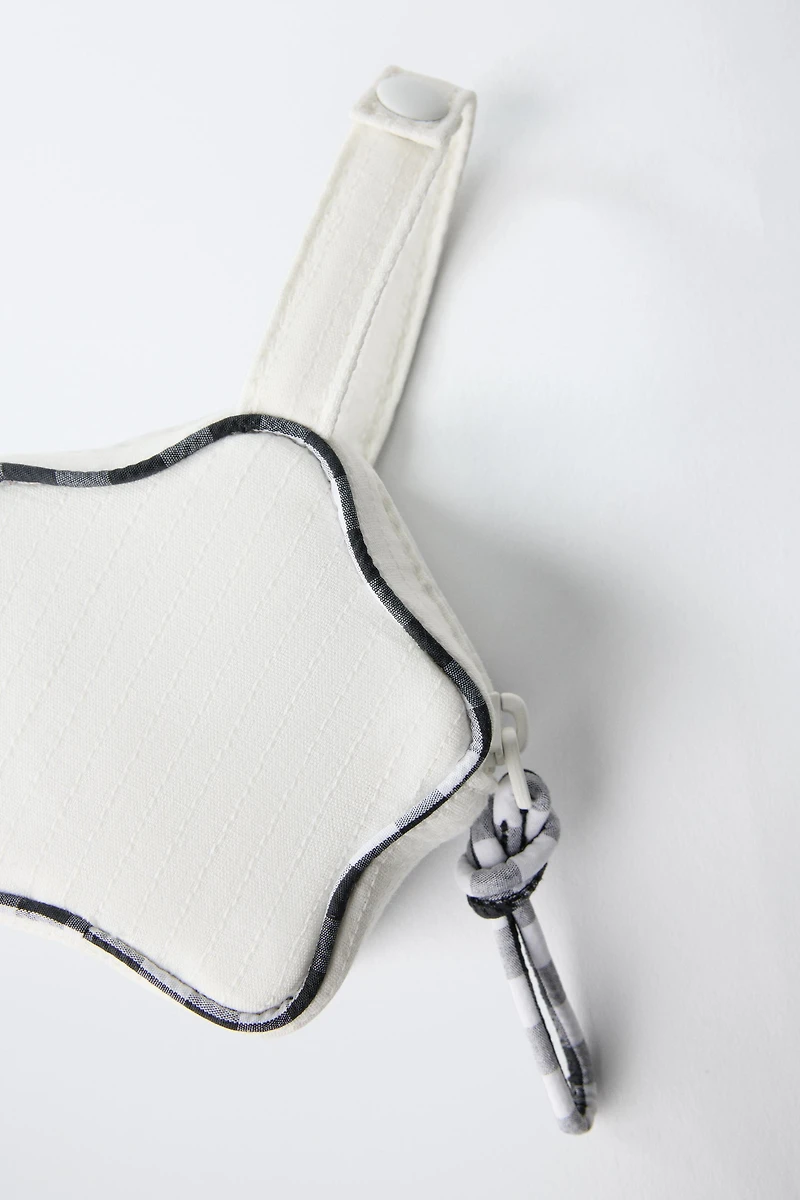 STAR PACIFIER HOLDER