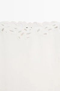 Linen boat neck blouse with embroidery