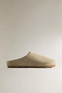 MINIMALIST LEATHER CLOGS