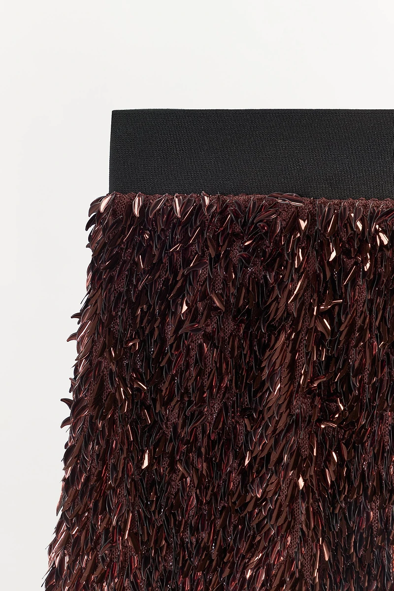 CONTRAST WAIST SEQUIN SHORTS