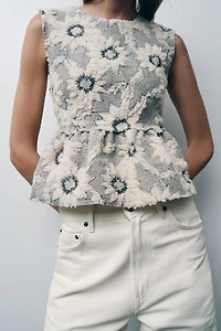 FLORAL TEXTURED KNIT PEPLUM TOP