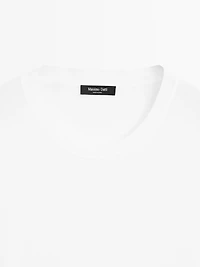 T-shirt léger à manches courtes