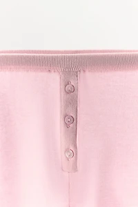 KNIT CAPRI LEGGINGS WITH BUTTONS