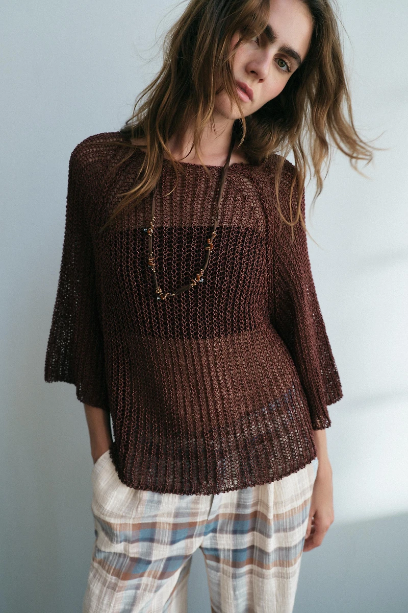 PULL EN MAILLE AJOURÉE