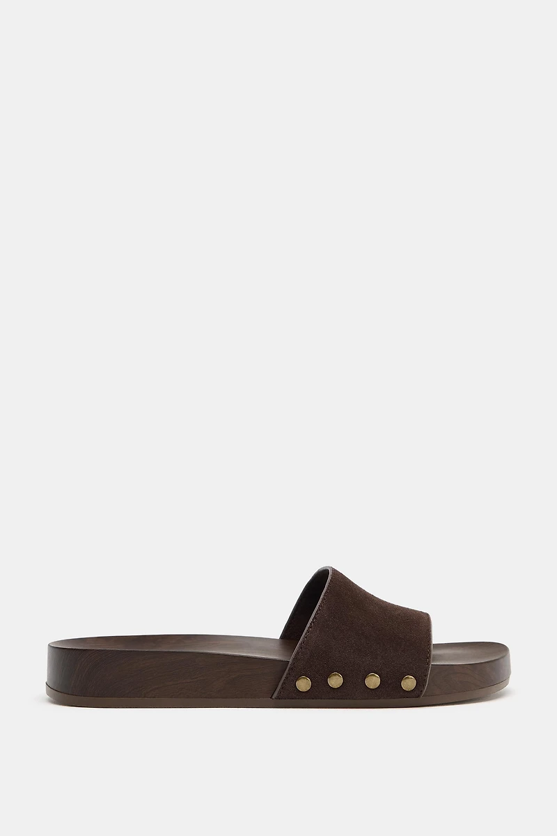 FLAT LEATHER SANDALS