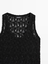 Round neck lace top