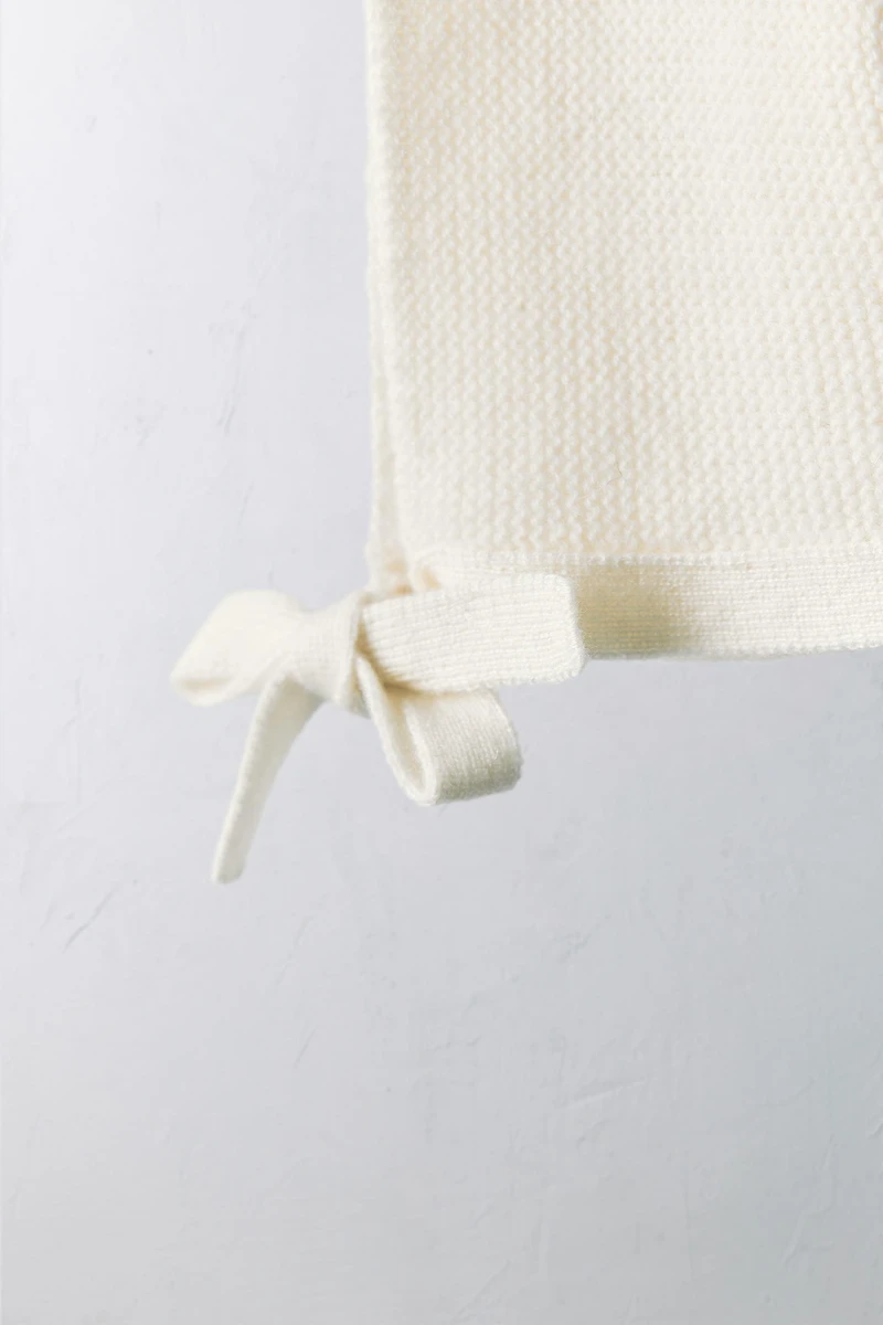 0-12 MONTHS/ 100% CASHMERE BONNET LIMITED EDITION
