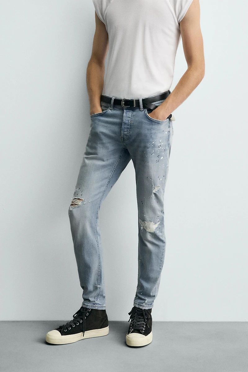 RIPPED SKINNY FIT JEANS