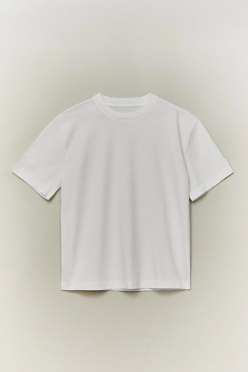 SHORT SLEEVE T-SHIRT