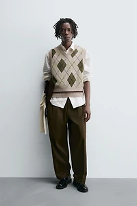 ARGYLE KNIT VEST