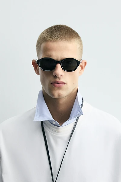 OVAL SUNGLASSES