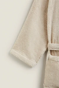 EXTRA SOFT HOODED BATHROBE (380 GXM²)