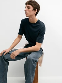 Lightweight 100% linen knit T-shirt