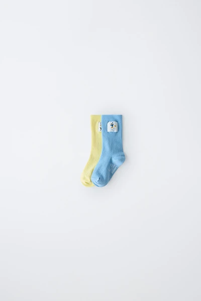 TWO-PACK OF MICKEY MOUSE AND DONALD DUCK LONG SOCKS © DISNEY