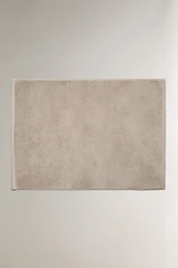 EXTRA SOFT NON-SLIP BATH MAT