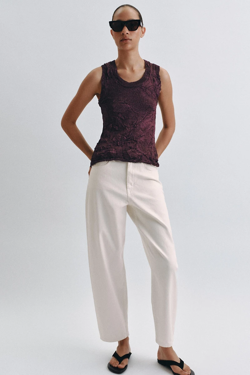 WRINKLED EFFECT KNIT TOP
