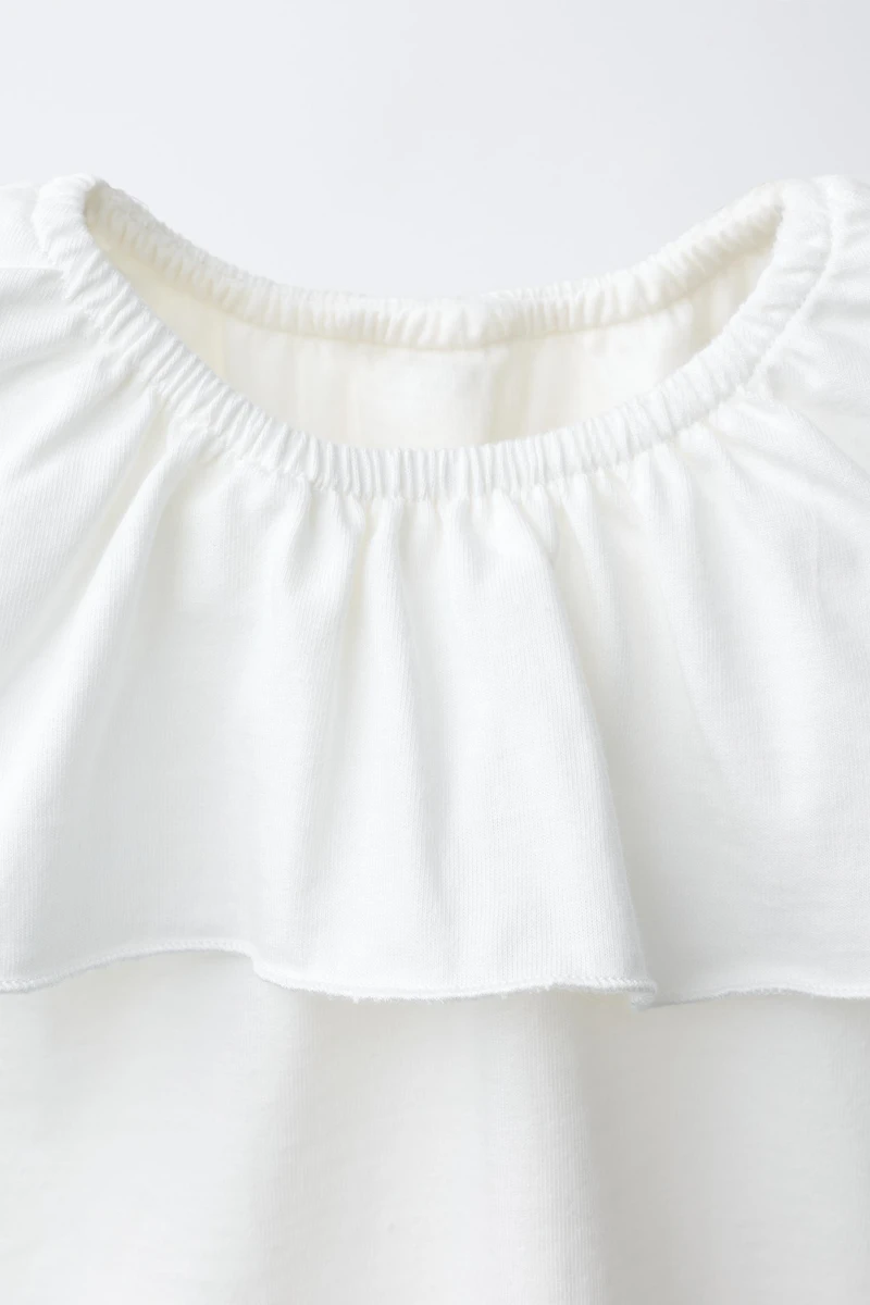 RUFFLED TOP