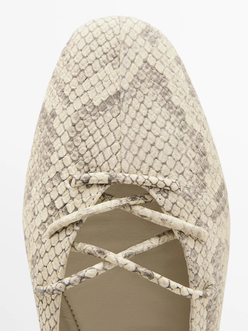 Lace-up printed ballet flats