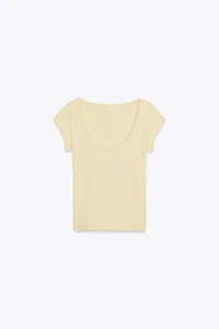 SCOOP NECK TOP