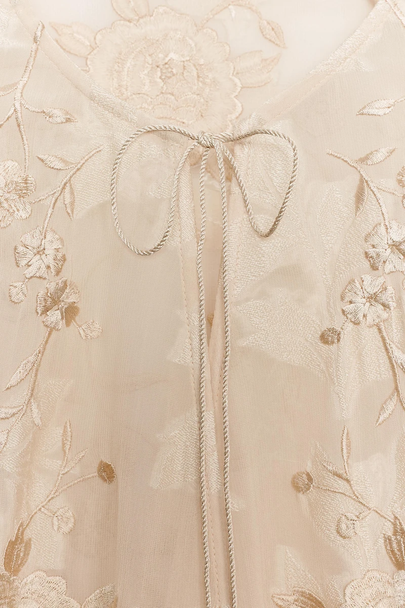 ZW COLLECTION EMBROIDERED FRINGE BLOUSE