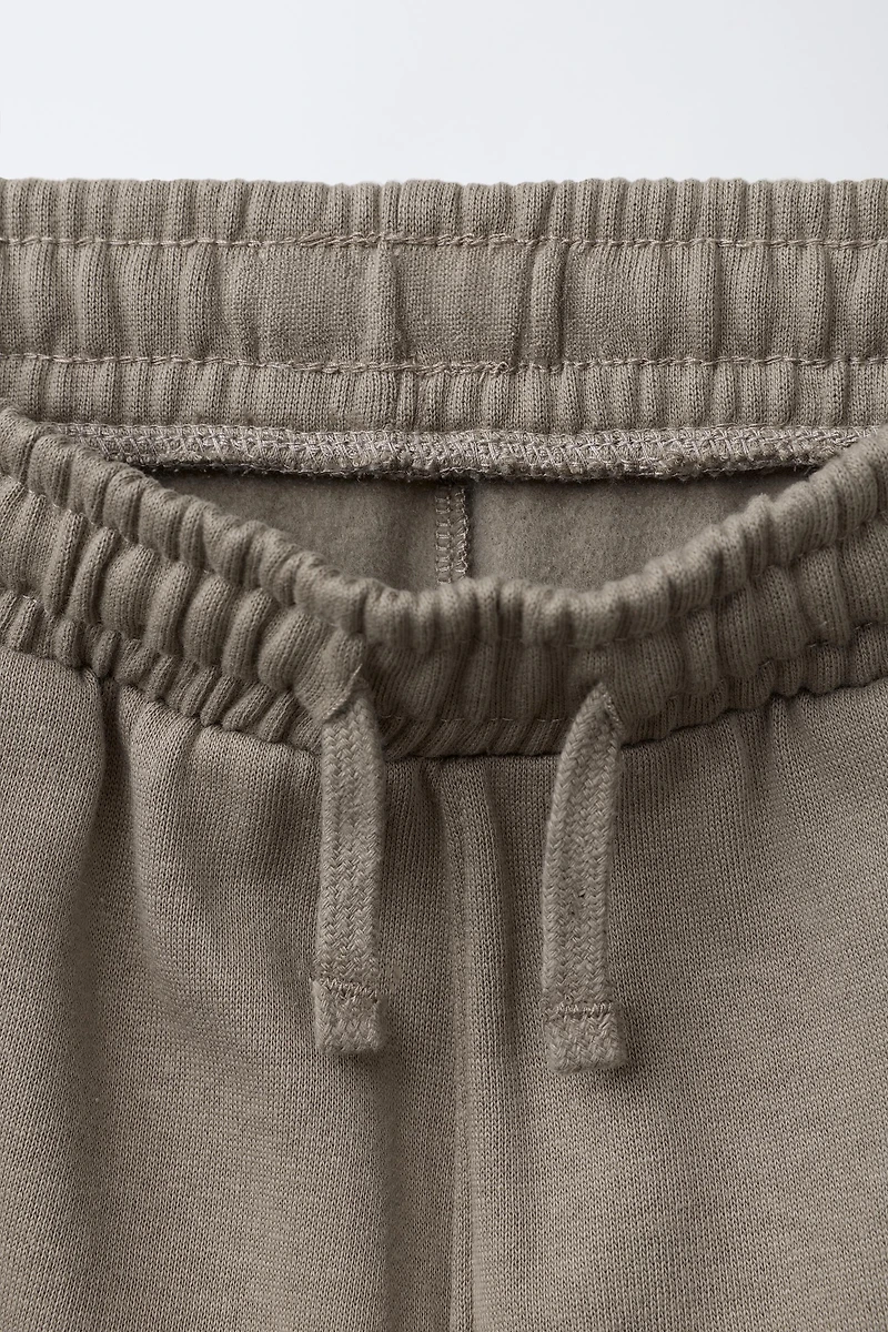 HOODIE AND STRIPED JOGGER PANTS SET