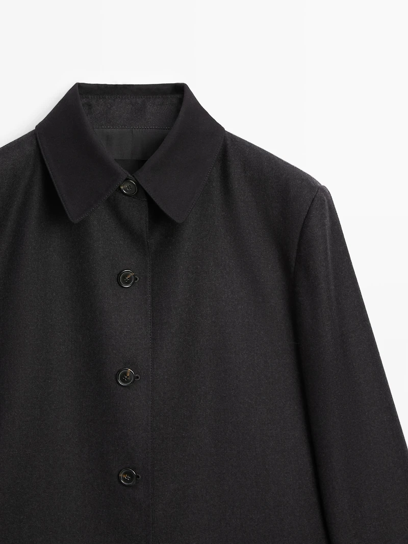 Contrast collar short coat