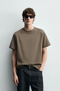 RELAXED FIT SEAMED T-SHIRT