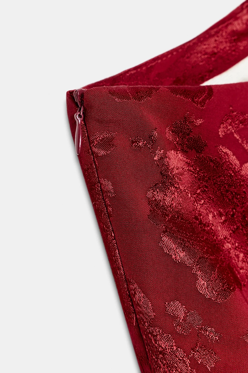 TOP ASYMÉTRIQUE JACQUARD À CEINTURE