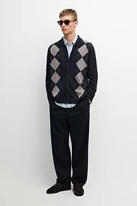 100% cashmere argyle cardigan with buttons
