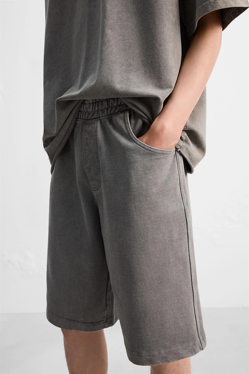 BAGGY FIT JOGGER SHORTS