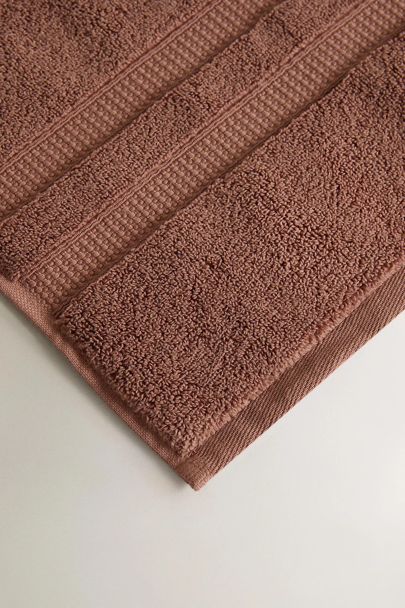EXTRA SOFT DOUBLE-BORDER BATH TOWEL